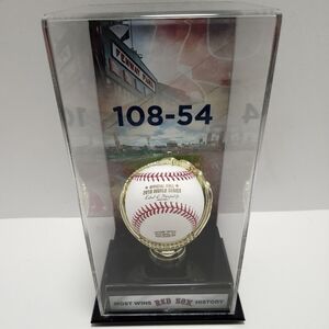 Boston Redsox Official MLB 2017 World Series Baseball With Display Case Most Win